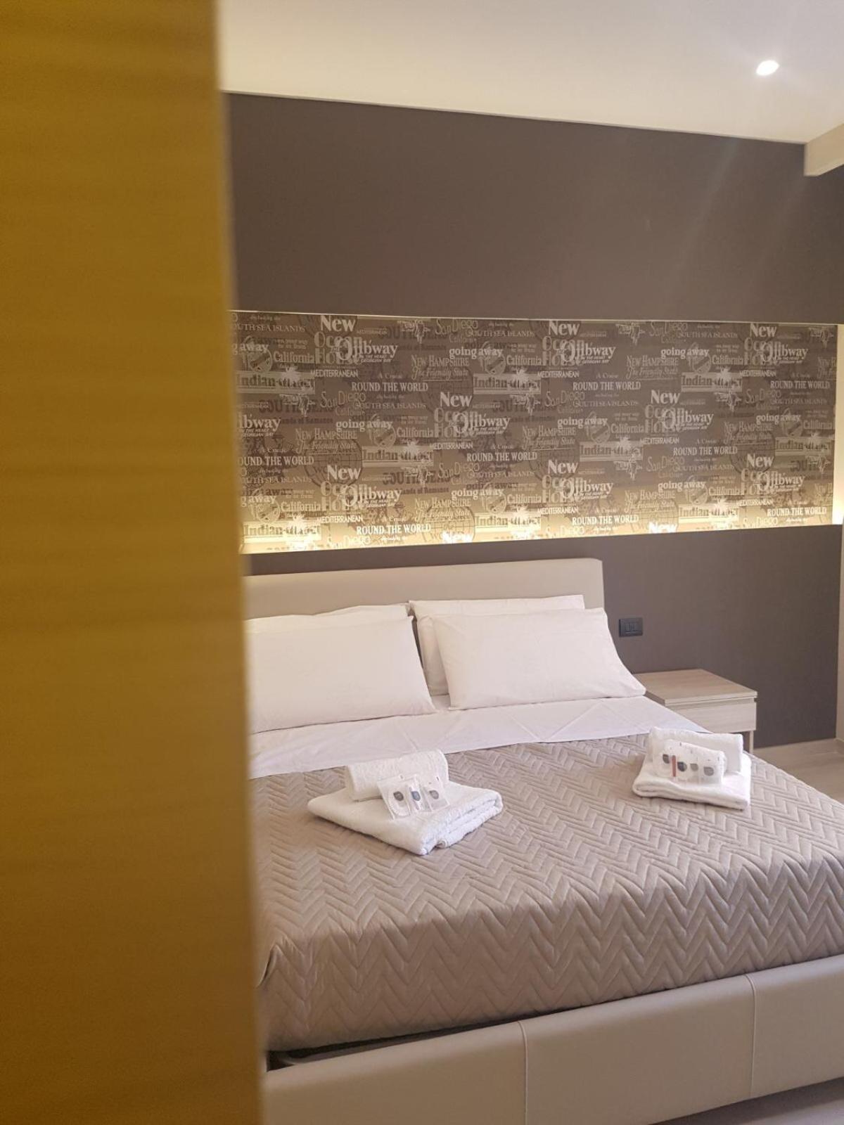 Starita Bed&Pizza Bed & Breakfast Naples Luaran gambar